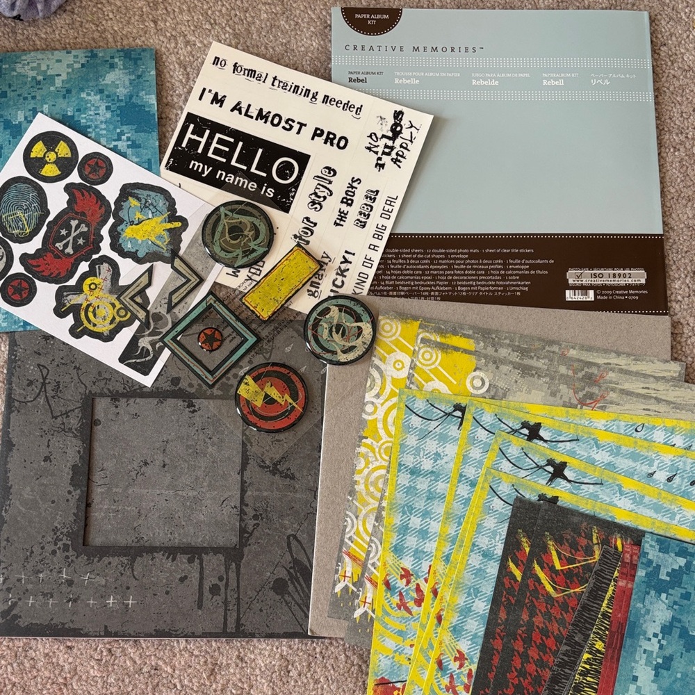 Creative Memories Rebel Paper Album Scrapbook Kit - NIP